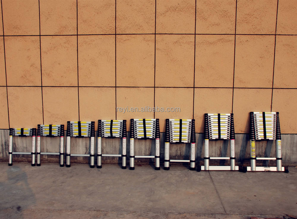 Aluminum telescopic ladder 3.8m